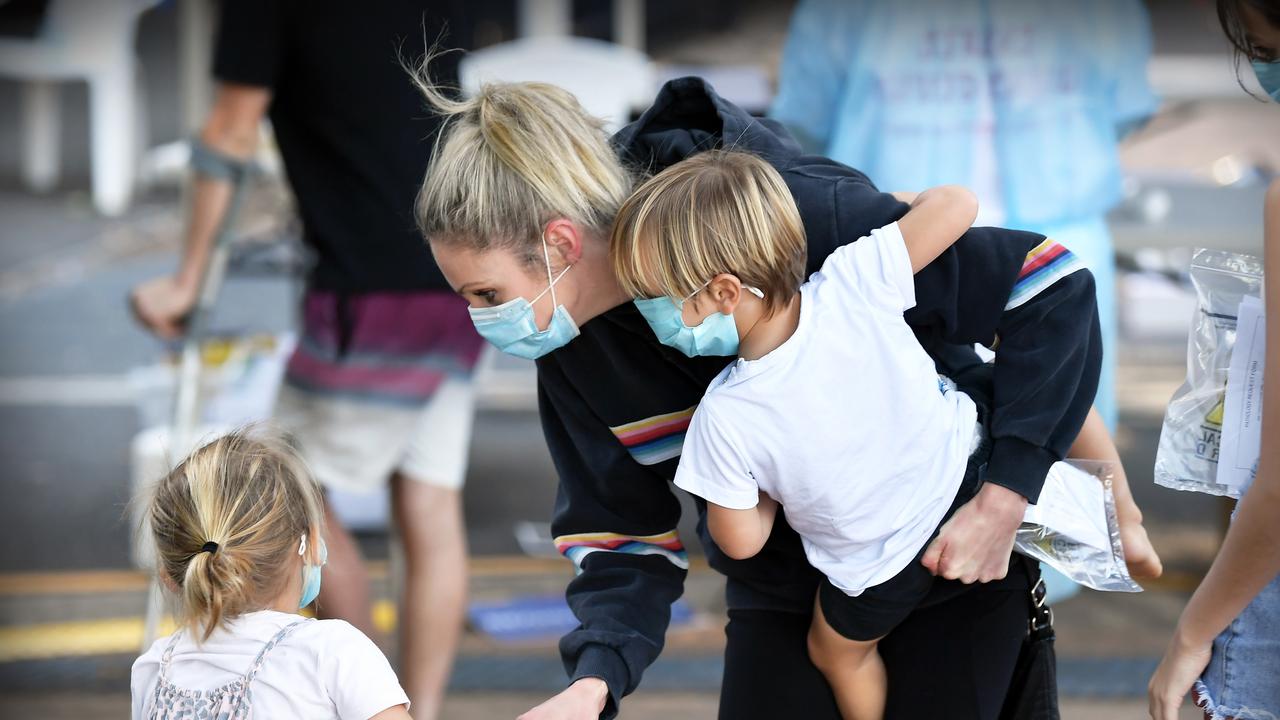 Chelsea Fifield takes her son Landon, 2 and daughter Isla, 4, for COVID-19 tests at Noosa Junction. Photo Patrick Woods / Sunshine Coast Daily.