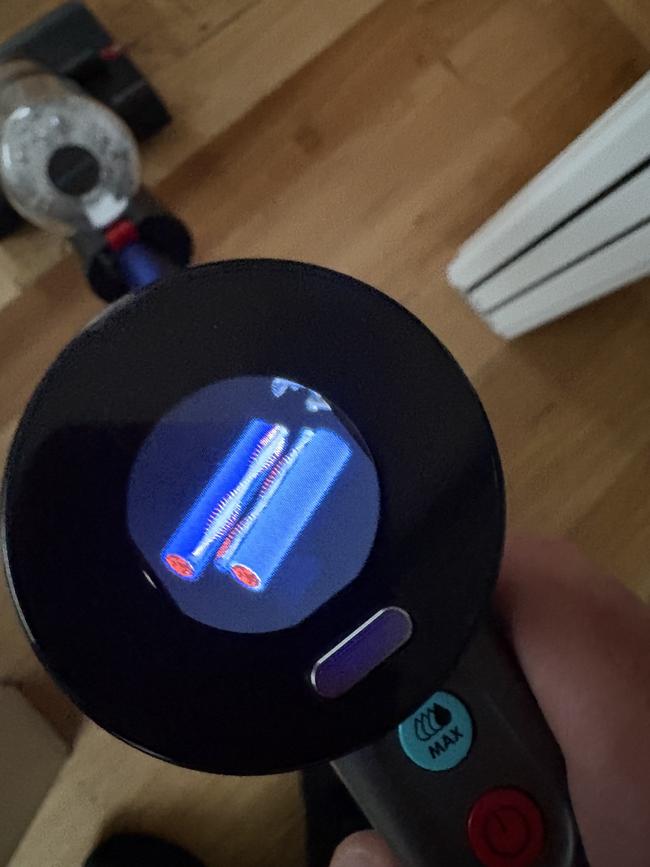 Dyson's WashG1 has a screen the alerts users when maintenance needs to be done and how to do it.