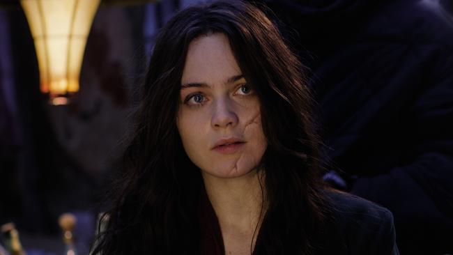 Hera Hilmar in Mortal Engines.