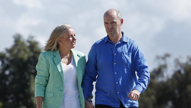 MELBOURNE , AUSTRALIA. March 14 , 2024.  AFLÃ Ex Footscray footballer Nigel Kellett and partner Sue at beach over looking Williamstown Ã   Pic: Michael Klein