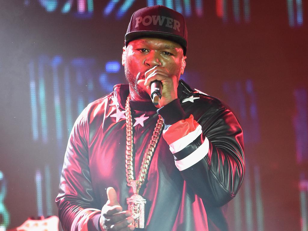 50 Cent hurls mic into crowd, leaves fan with gruesome head injury ...