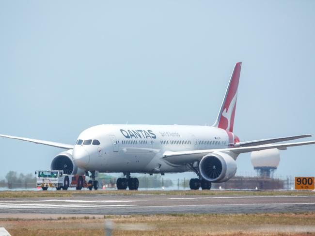 QF 110 Arrives in Darwin