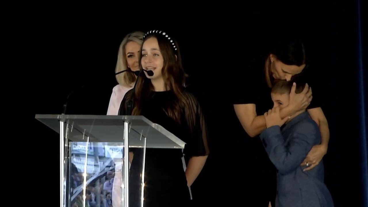 Emerson Green delivers her eulogy to Paul as Amanda hugs Jed at the funeral service.