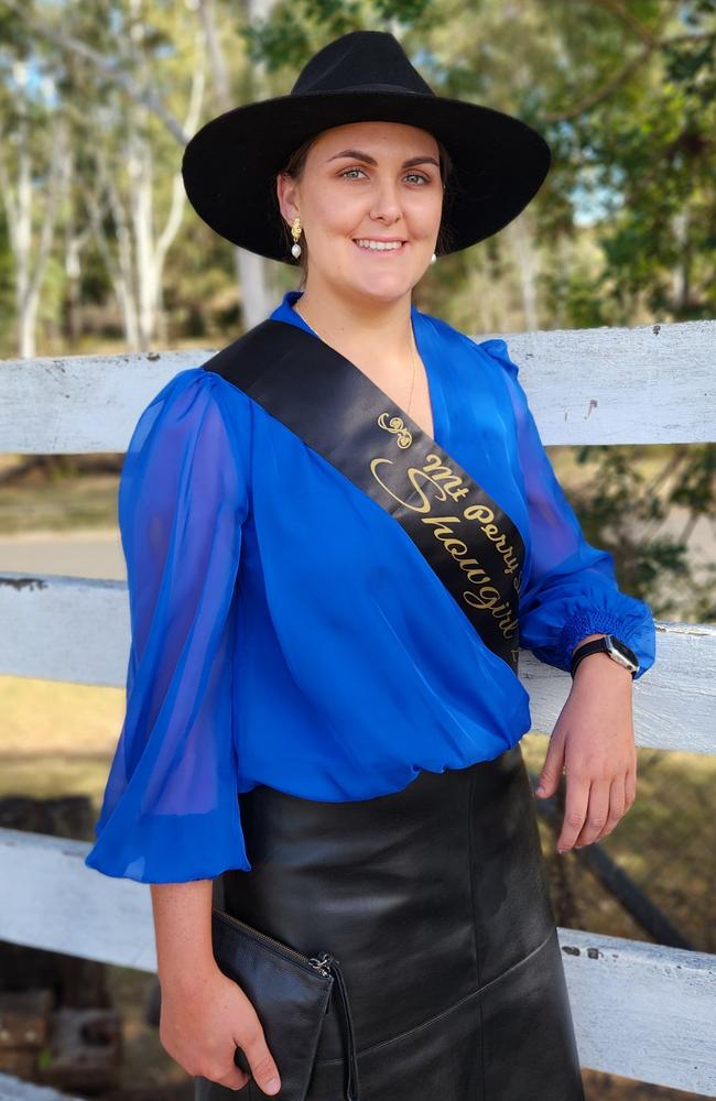 Casey Cleary of Mount Perry Show Society 2023 Burnett Showgirl.