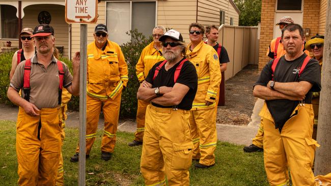 Firefighters during their briefing outside Glenthompson fire station. Picture: NewsWire/Diego Fedele