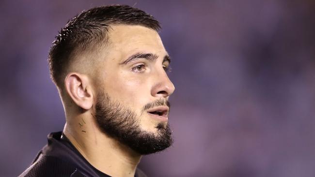 Jack Bird of the Sharks is joining the Broncos in 2017.