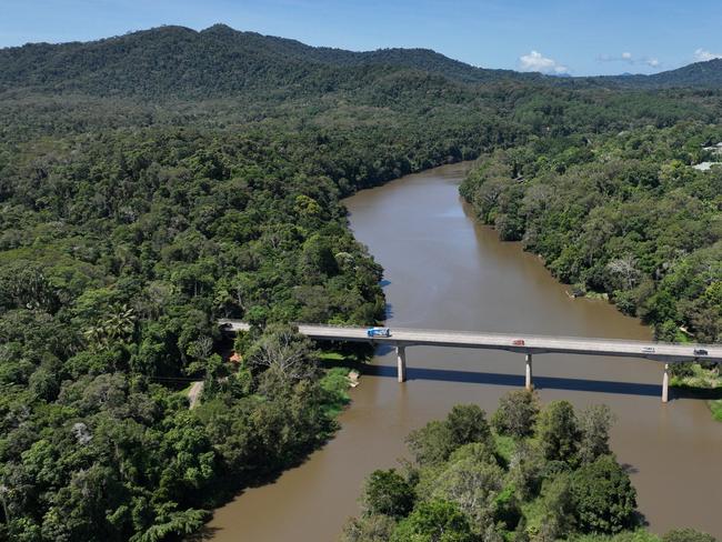 The ageing bridge across the Barron River could be replaced under a new TMR plan.