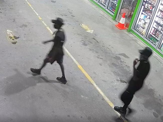 Police have released CCTV footage of the moment two men tried to steal alcohol from the Victoria Tavern while injuring a shop attendant in the process.