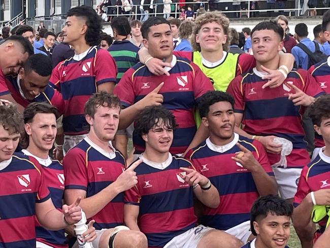 Membefrs of the winning BSHS GPS First Xv side.