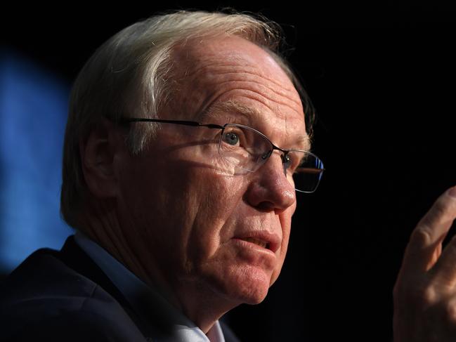 ‘Farcical’: Peter Beattie’s stunning intervention over ‘silly politics’