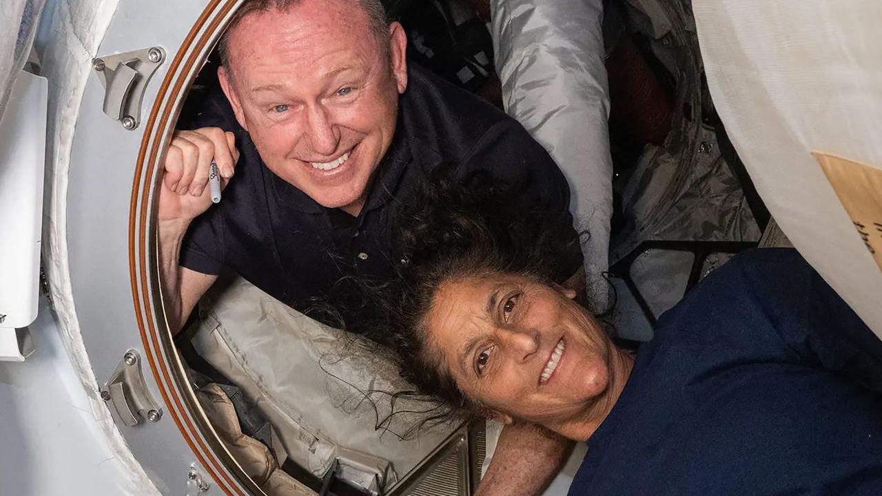 Astronauts stranded in space for nine months on way home