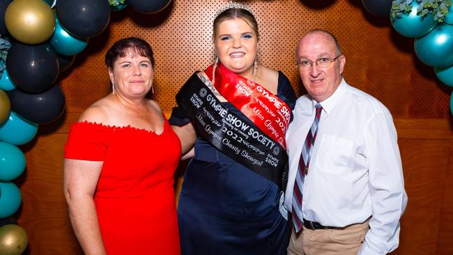 Deb Brown with Gympie Showgirl and Charity Showgirl Bronte O‘Sullivan at the 2022 Gympie Show Ball. Photo: Contributed