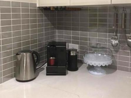 When mum Gina saw the tip shared online, she sent her husband to Bunnings and said goodbye to kitchen clutter forever.