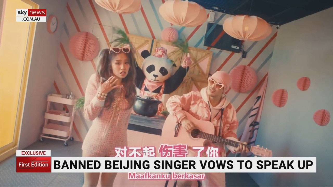 Singer banned by Beijing vows to speak up