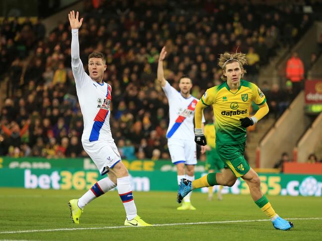 NORWICH, ENGLAND - JANUARY 01: Todd Cantwell of Norwich City celebrates after scoring his team's first goal during the Premier League match between Norwich City and Crystal Palace at Carrow Road on January 01, 2020 in Norwich, United Kingdom. (Photo by Stephen Pond/Getty Images)