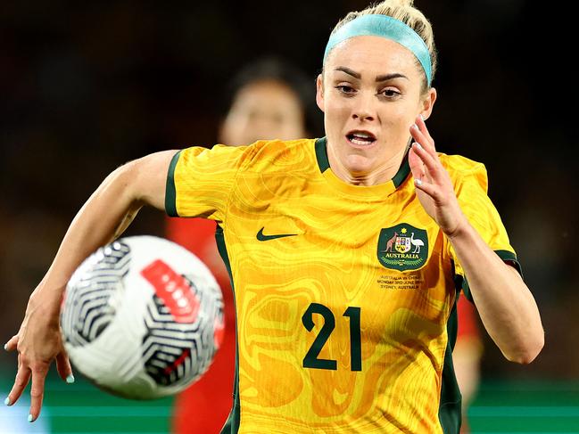 Australia's Ellie Carpenter takes the ball in her control during a friendly football match between Australia and China at Accor Stadium in Sydney on June 03, 2024. (Photo by DAVID GRAY / AFP) / -- IMAGE RESTRICTED TO EDITORIAL USE - STRICTLY NO COMMERCIAL USE --