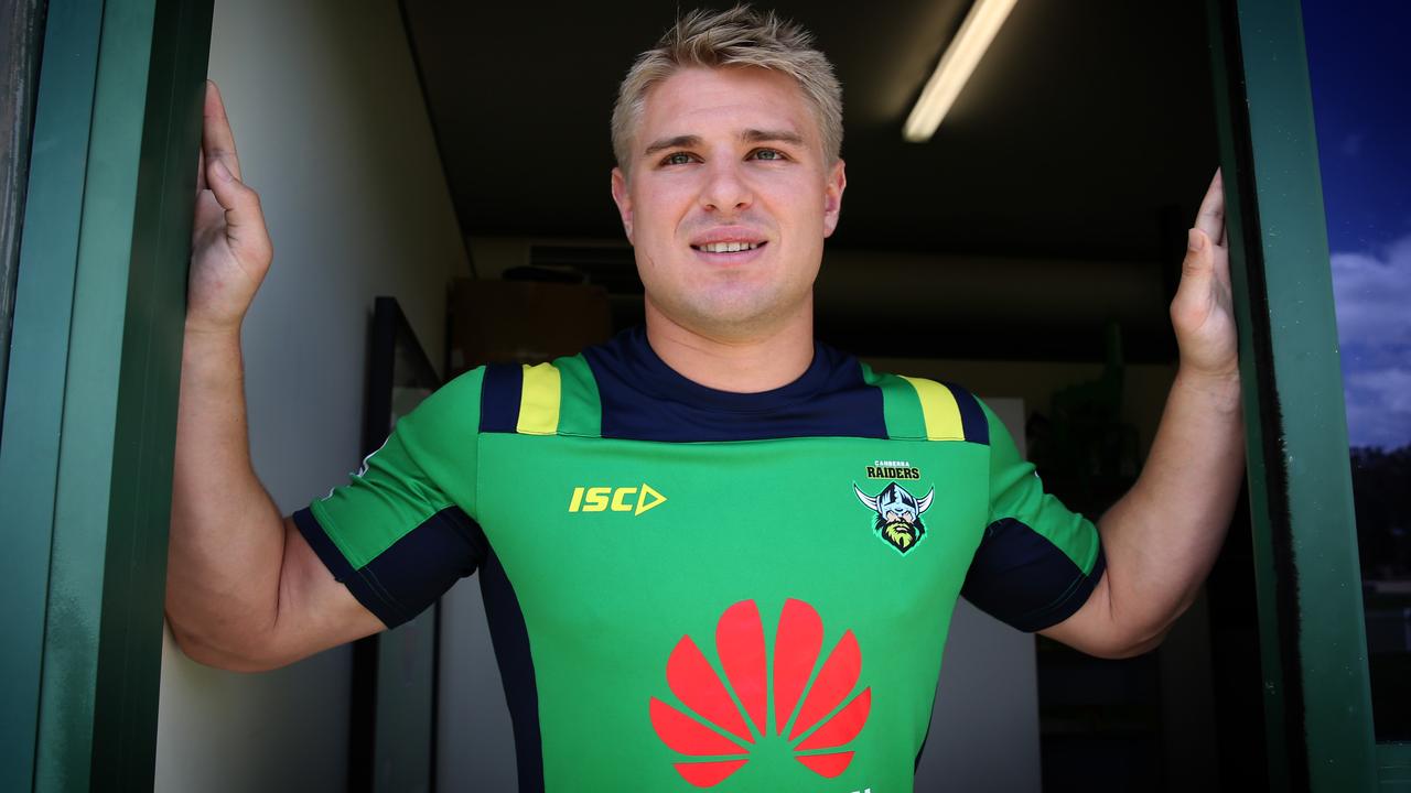 Sydney Roosters sign Matt McIlwrick from Canberra Raiders as back up ...