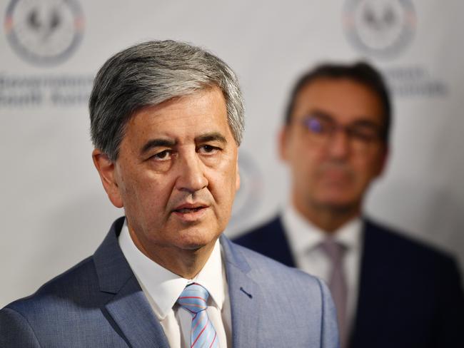 South Australian Treasurer Rob Lucas speaks to the media in Adelaide, Thursday, March 26, 2020. The State Government is announcing a one billion dollar stimulus package for the economy. (AAP Image/David Mariuz) NO ARCHIVING