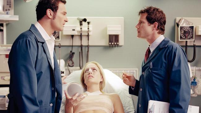 Julian McMahon, Kinsey Packard and Dylan Walsh in 2004 TV show Nip/Tuck