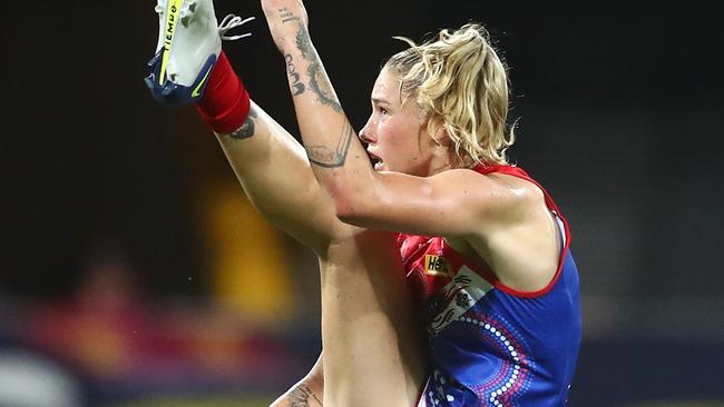 Tayla Harris has one of the best techniques in the AFLW. Picture: Chris Hyde / Getty Images