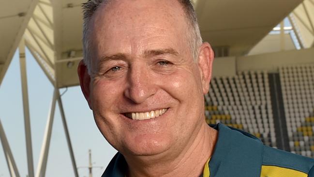 Wallaroos star Kiri Lingman and Wallabies legend David Campese at the Queensland Country Bank Stadium. Picture: Evan Morgan