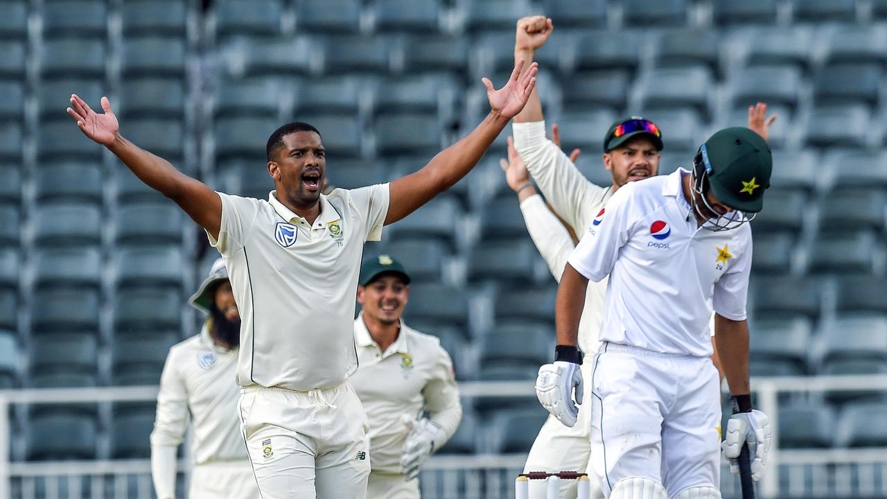 Vernon Philander picked up two late wickets to give South Africa the momentum.