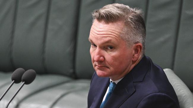 CANBERRA, AUSTRALIA, NewsWire Photos. NOVEMBER 30, 2023: Climate Change and Energy Minister, Chris Bowen delivers the second annual climate statement in the House of Representatives at Parliament House in Canberra. Picture: NCA NewsWire / Martin Ollman