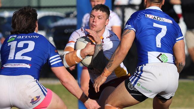 Thirlmere centre Justin Smith had a blinder against Oakdale – seen here taking on Narellan. Picture: Steve Montgomery