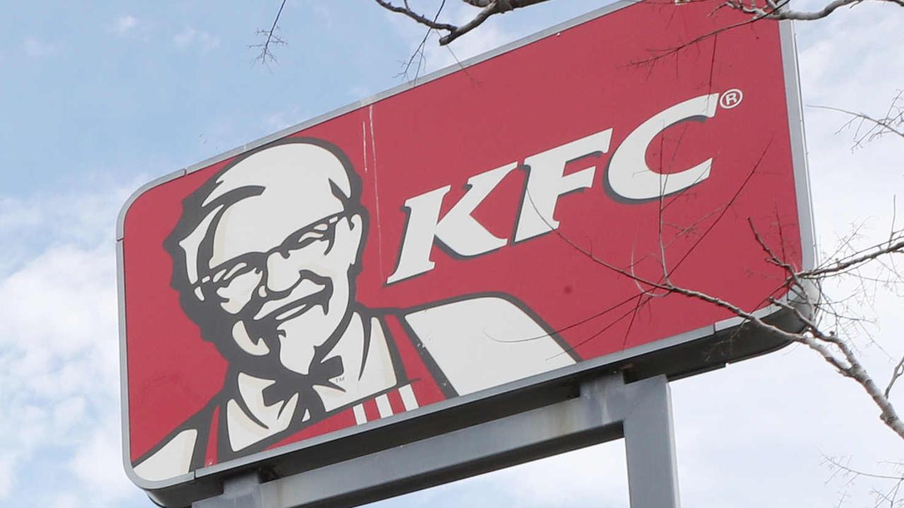 KFC Robina, Gold Coast descends into chaos over lack of hot chip supply ...