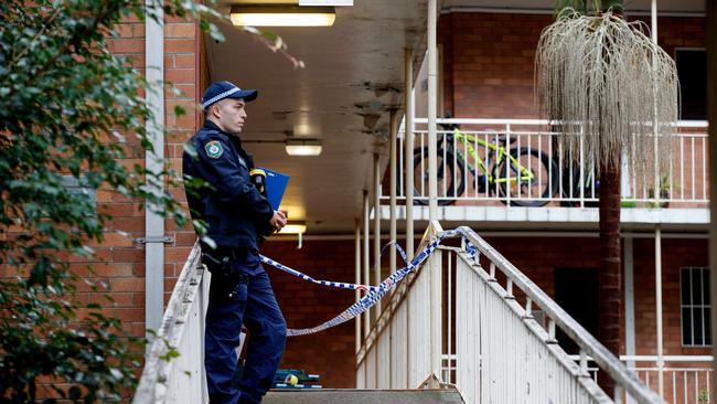 Police are investigating after a young woman was found dead in a unit in North Bondi, Tuesday morning Picture: NCA NewsWire / Nikki Short