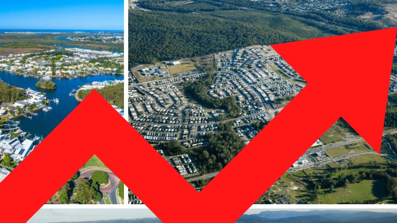 Population change and issues in Coomera, Queensland.