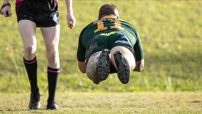 Mittagong’s Liam Cassidy in full flight during one of his five tries. Pic by Julian Andrews.