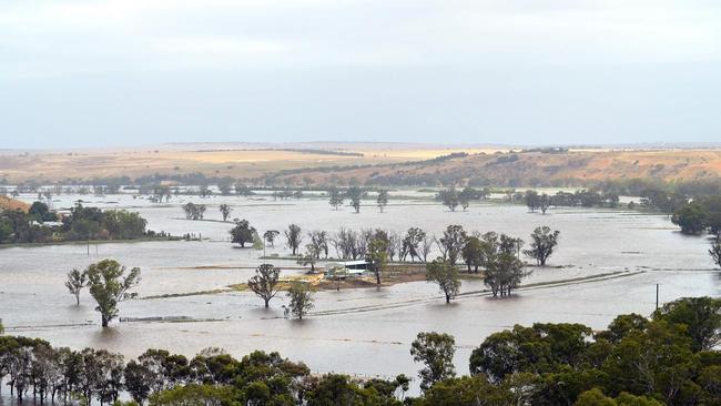 Corey Jone's farm surrounded by rising floodwaters. Picture: Facebook