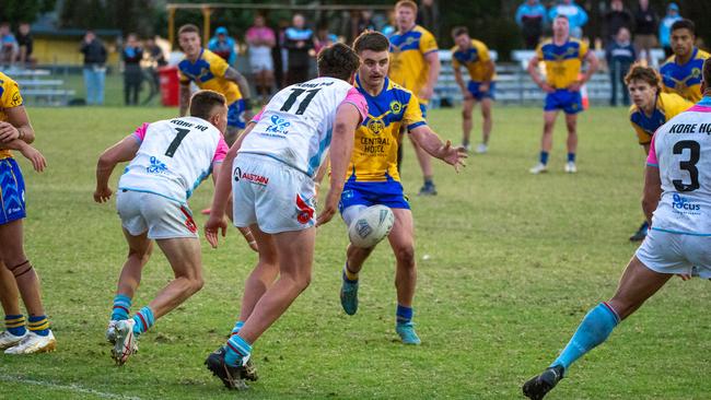 Blair Grant chipping the ball though to the try line. Picture: Thomas Lisson