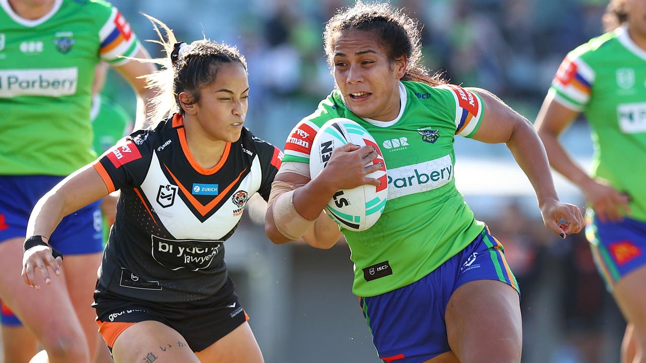 NRLW: Jamie Soward contract, Roosters coach John Strange to miss game ...