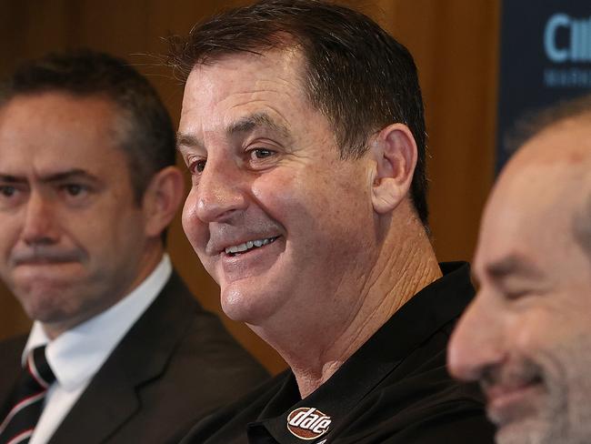 MELBOURNE . 24/10/2022. AFL. New St Kilda coach Ross Lyon faces the media with Simon Lethlean and president Andrew Bassat at RSEA Park, Moorabbin today . Picture by Michael Klein