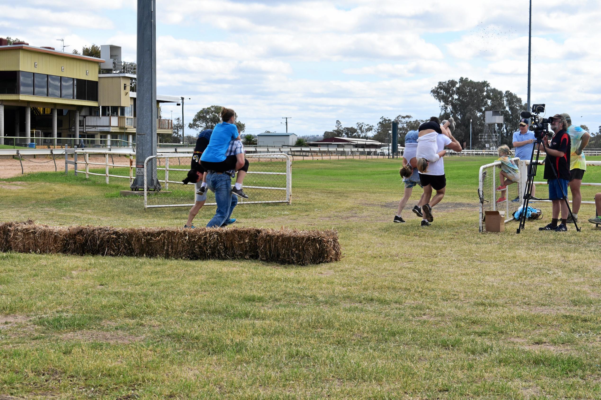 wife carrying final in action