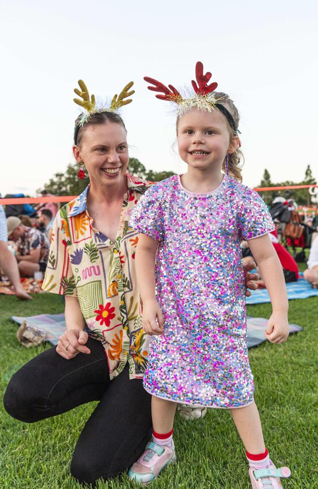 Alex Richards and daughter Maddison Richards at Triple M Mayoral Carols by Candlelight, Sunday, December 8, 2024. Picture: Kevin Farmer