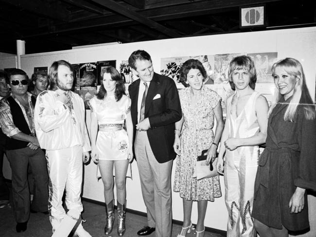 I’ve been waiting for you: Prime Minister Malcolm Fraser and wife Tamie meet ABBA in Melbourne.