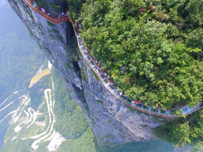 The skywalk provides a great view of Tongtian Avenue, which means “avenue to the sky”. Picture: Shao Ying/Imagine China