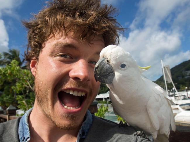 Allan Dixon’s animal selfies - cockatoo. Pic: @Daxon/Caters News