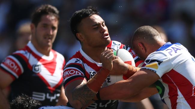 GOSFORD, AUSTRALIA - FEBRUARY 23: Spencer Leniu of the Roosters \\during the 2025 NRL Pre-Season Challenge match between Sydney Roosters and Newcastle Knights at Industree Group Stadium on February 23, 2025 in Gosford, Australia. (Photo by Mark Metcalfe/Getty Images)