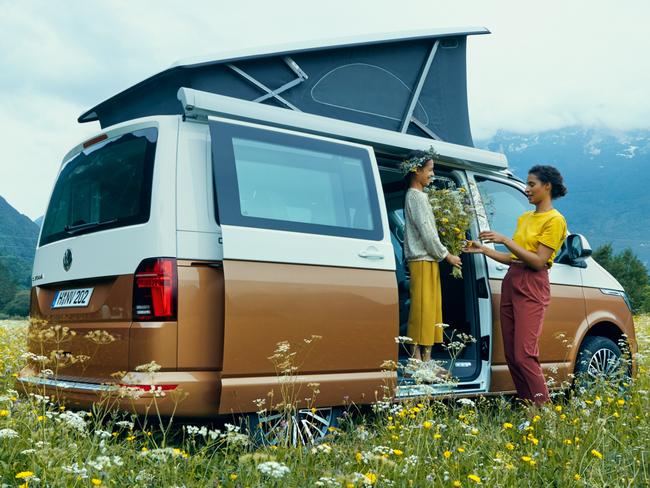 2020 Volkswagen Transporter California Beach.